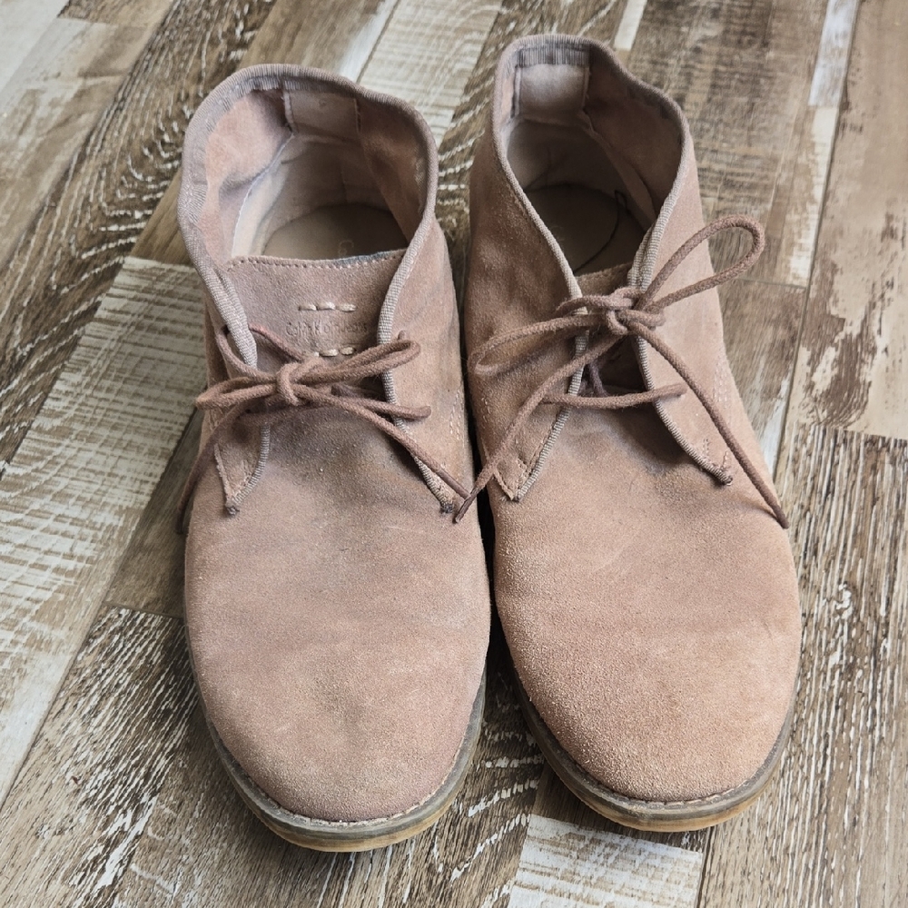 Calvin Klein Jeans Men's Chukka Boots in Tan Suede